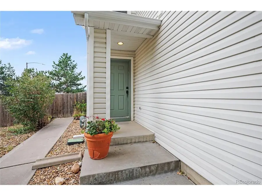8090 S Kittredge Ct, Englewood, CO 80112 - #2