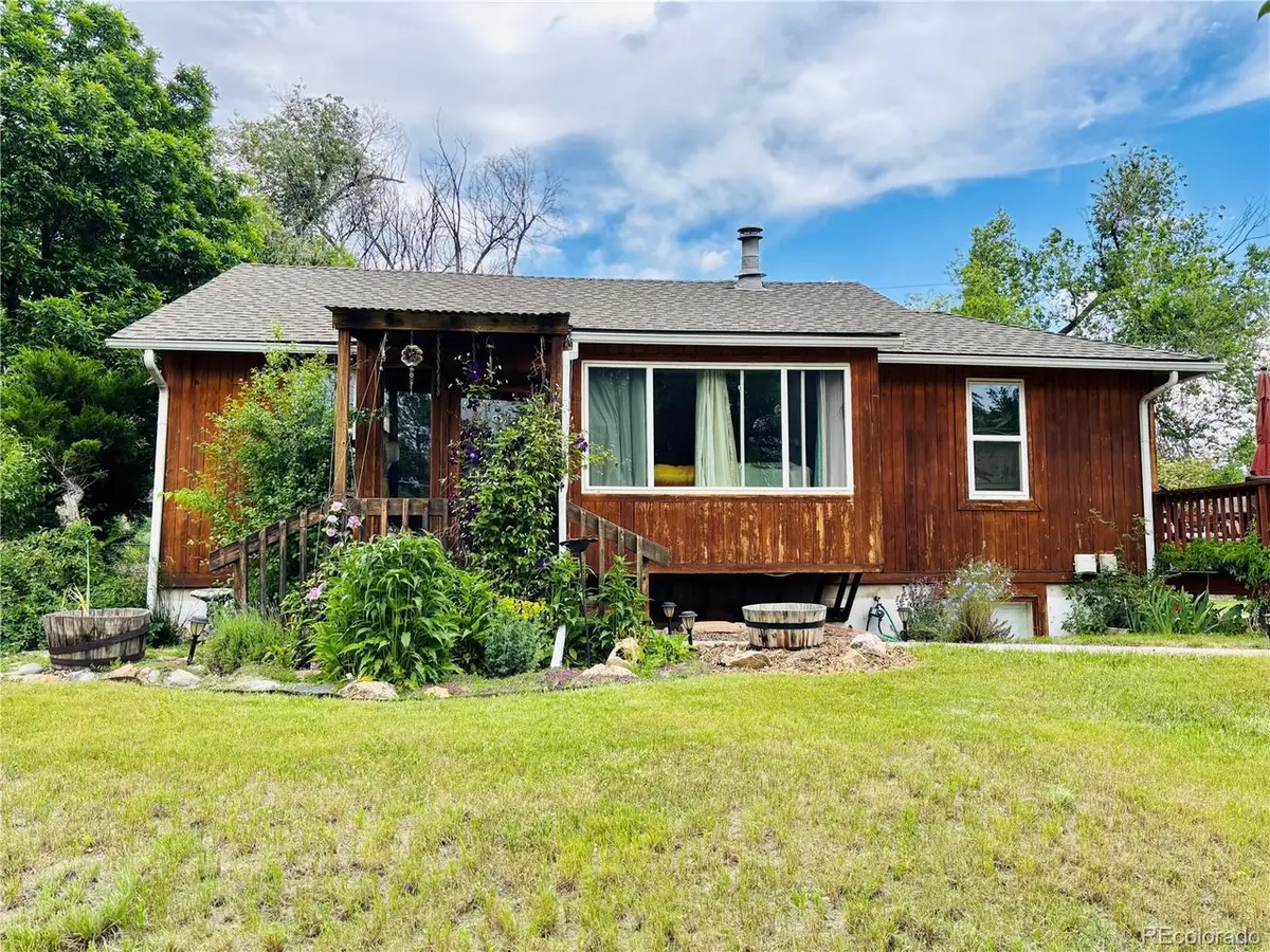 8211 Rocky Mountain Dr, Lakewood, CO 80214 - Image #1