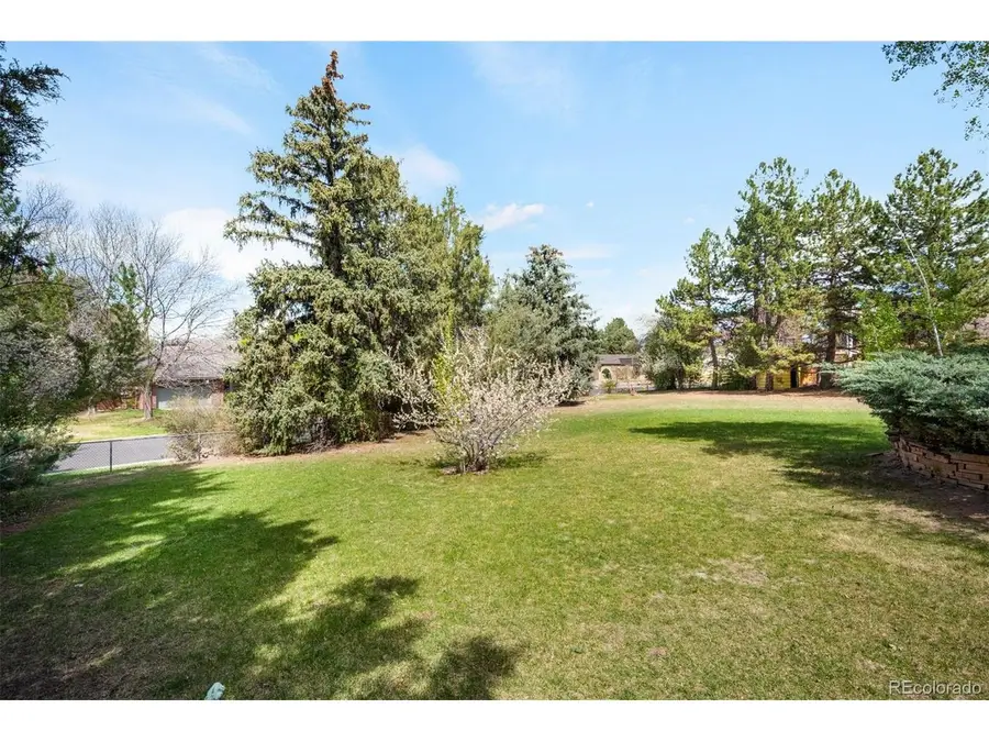 5691 Southmoor Ln, Englewood, CO 80111 - #3