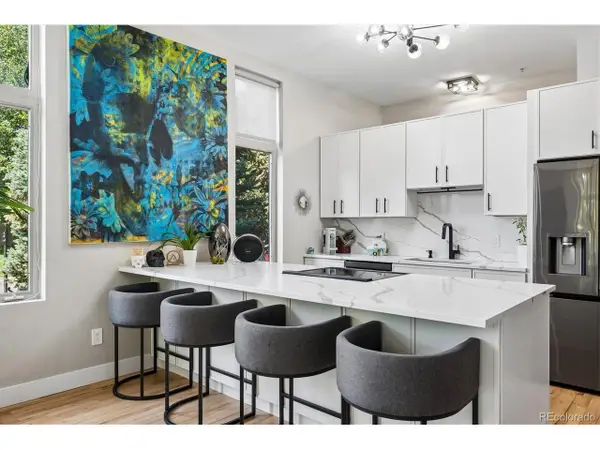 220 Roslyn St #701, Denver, CO 80230