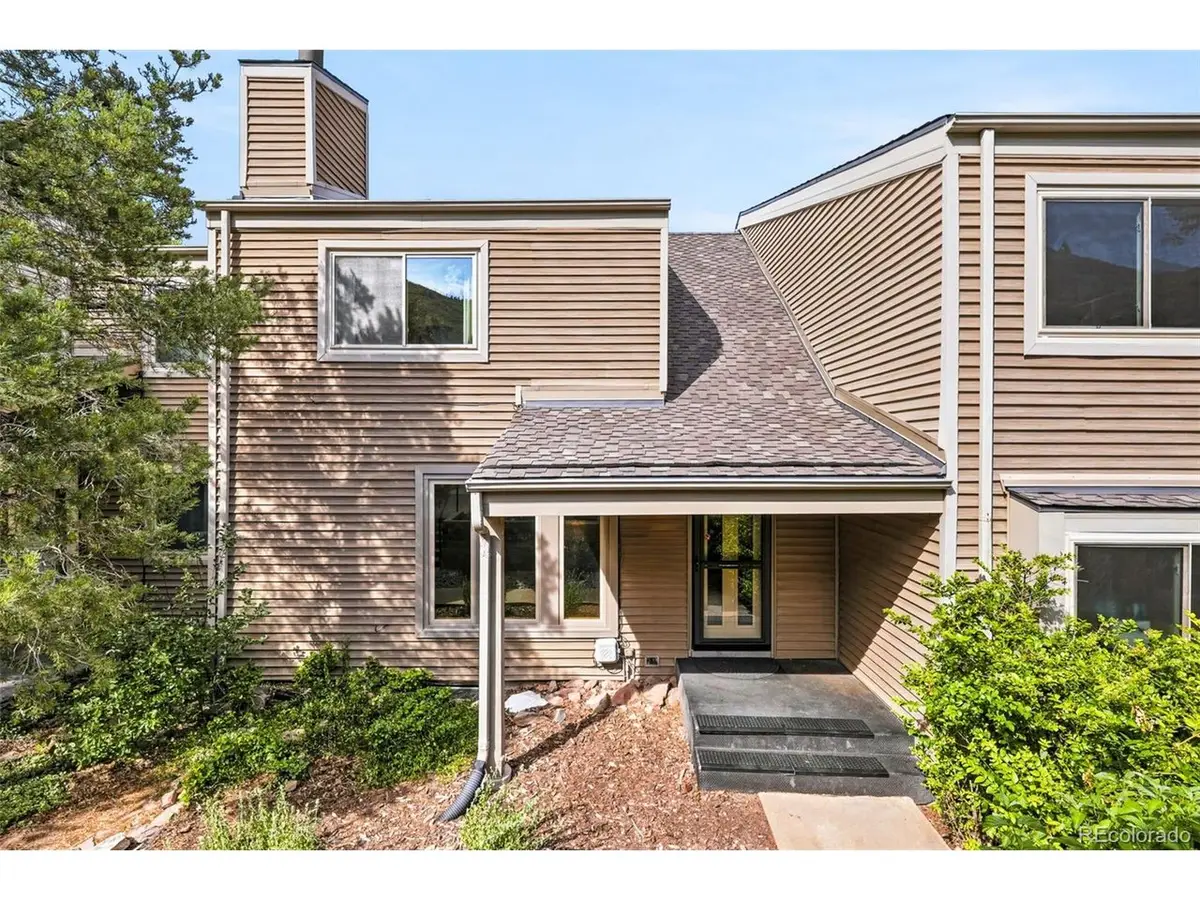6846 Surrey Trl, Littleton, CO 80125 - #1