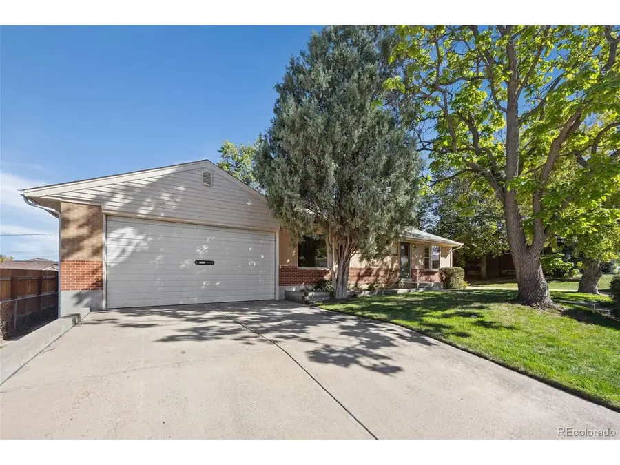 10460 Emerson St, Northglenn, CO 80233 - #2