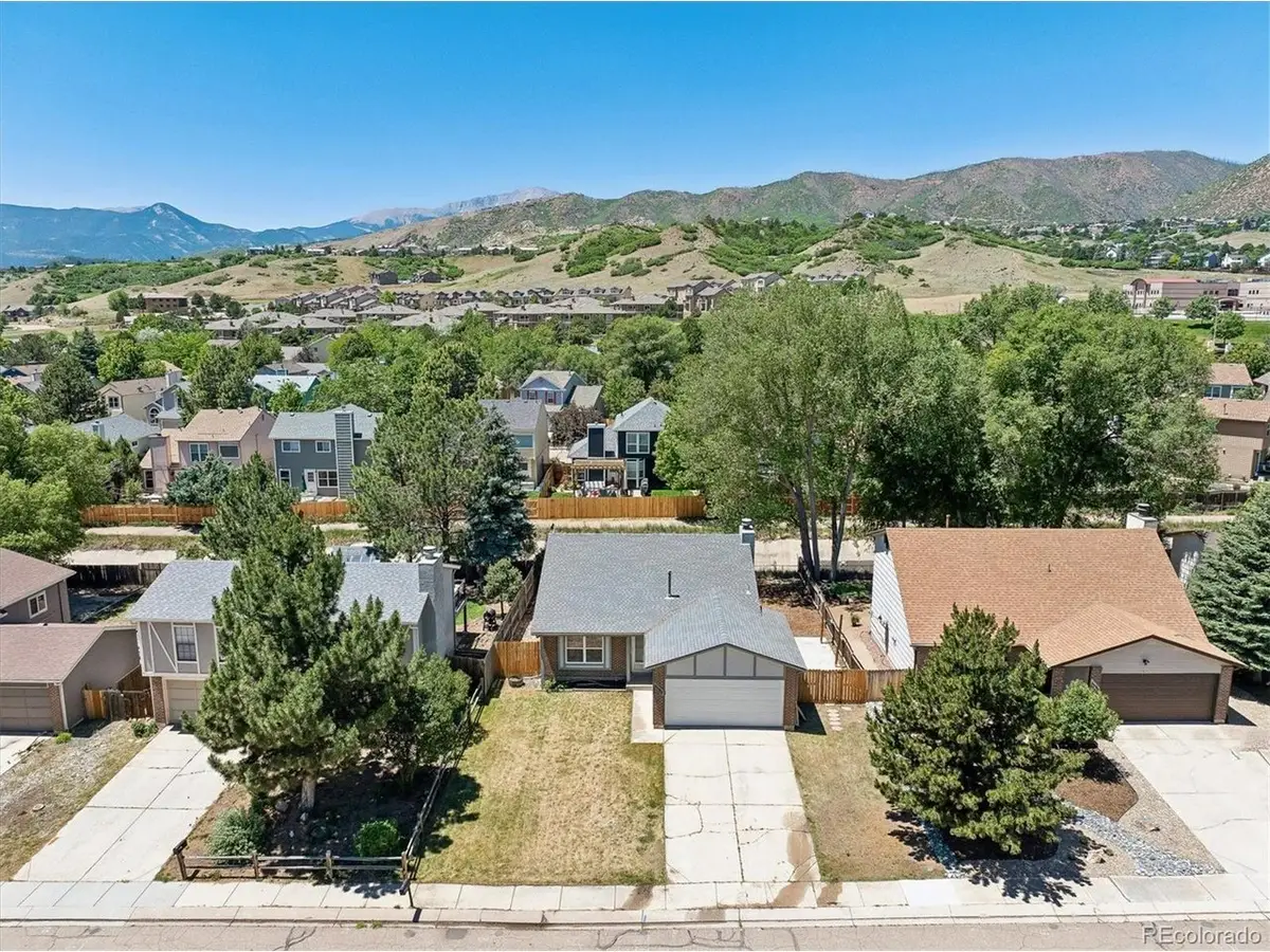 6080 Pemberton Way, Colorado Springs, CO 80919 - #1