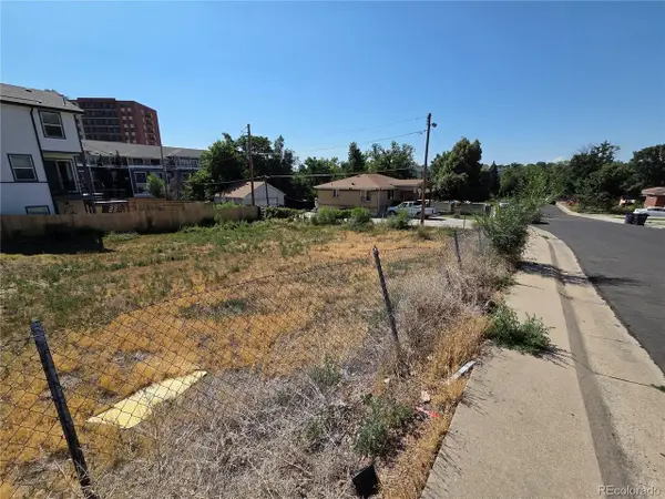 880 Winona Ct, Denver, CO 80204