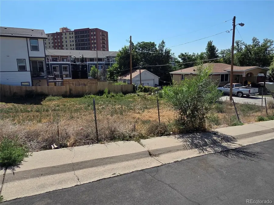 880 Winona Ct, Denver, CO 80204 - #2