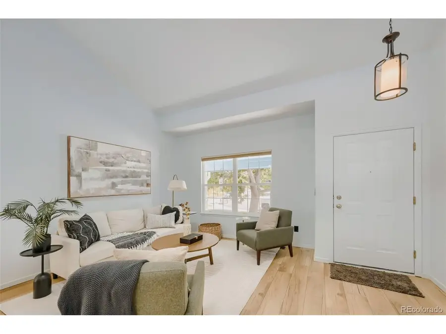 1467 Lincoln Cir, Longmont, CO 80501 - #3