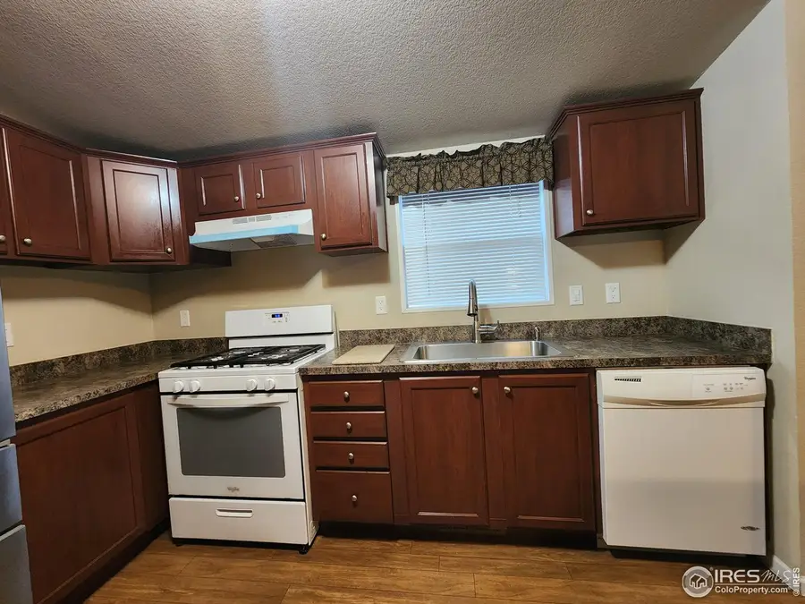 285 Skylark Cir, Lafayette, CO 80026 - Image #2