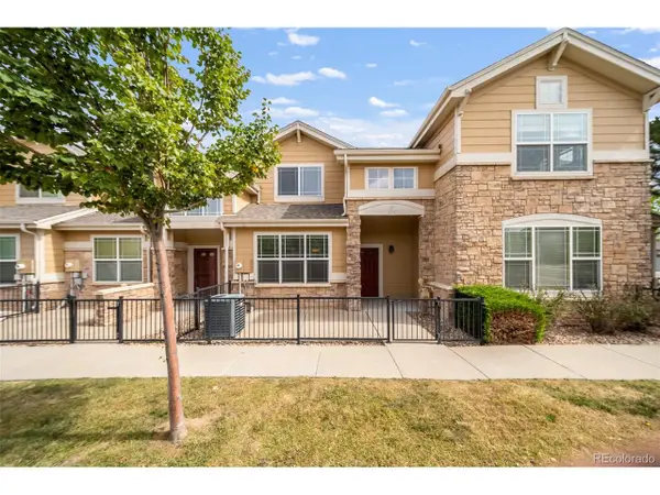 1753 S Buchanan Cir, Aurora, CO 80018