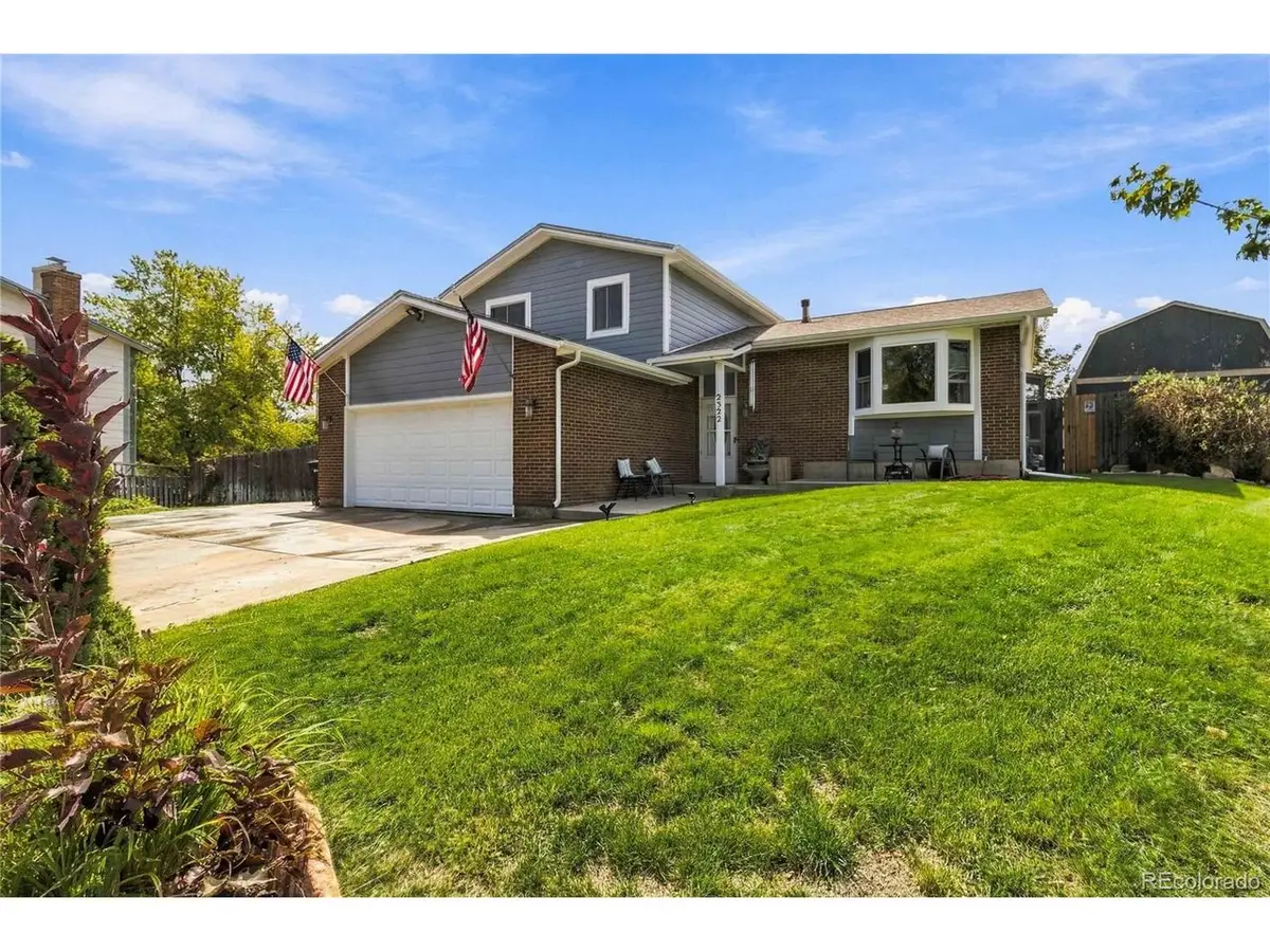 2322 E 101st Pl, Thornton, CO 80229 - #1
