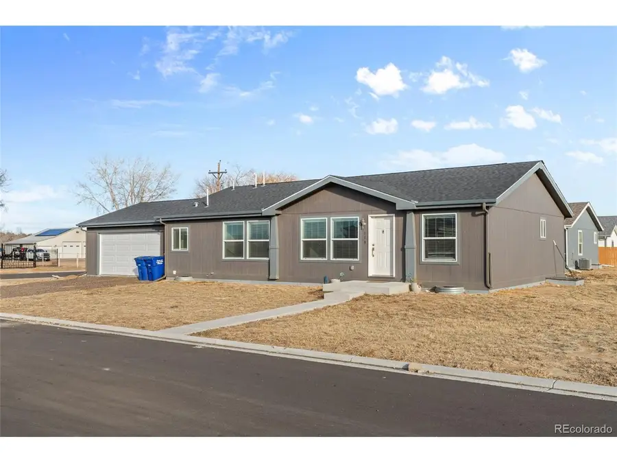113 Juniper Cir, Log Lane Village, CO 80705 - Image #3