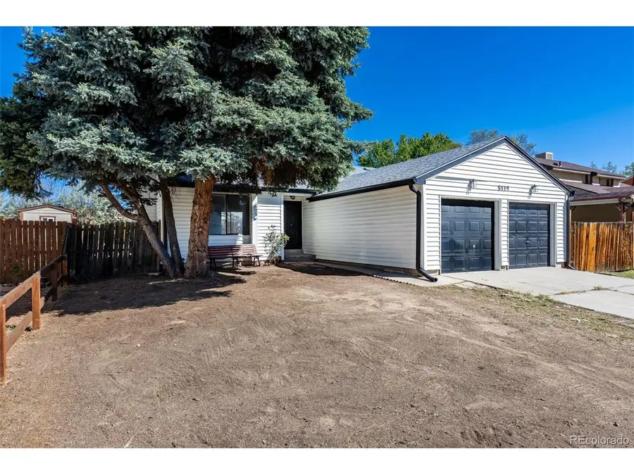 5119 Chandler Way, Denver, CO 80239 - #3