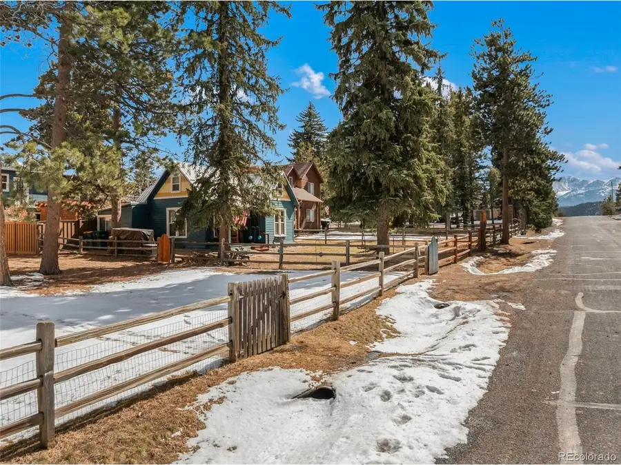 509 N Center St, Woodland Park, CO 80863 - #3