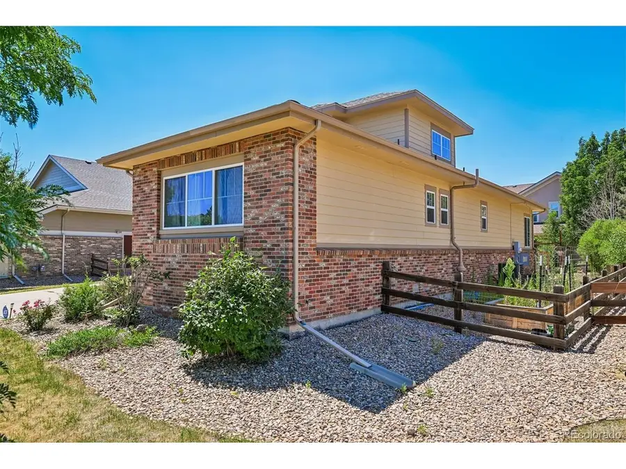 247 N Coolidge Way, Aurora, CO 80018 - #2