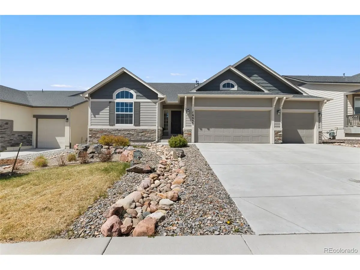 16668 Hallmark Trl, Monument, CO 80132 - #1
