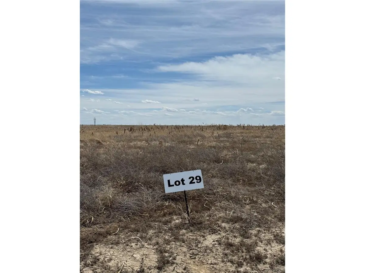 660 Coyote Trl, Akron, CO 80720 - #1