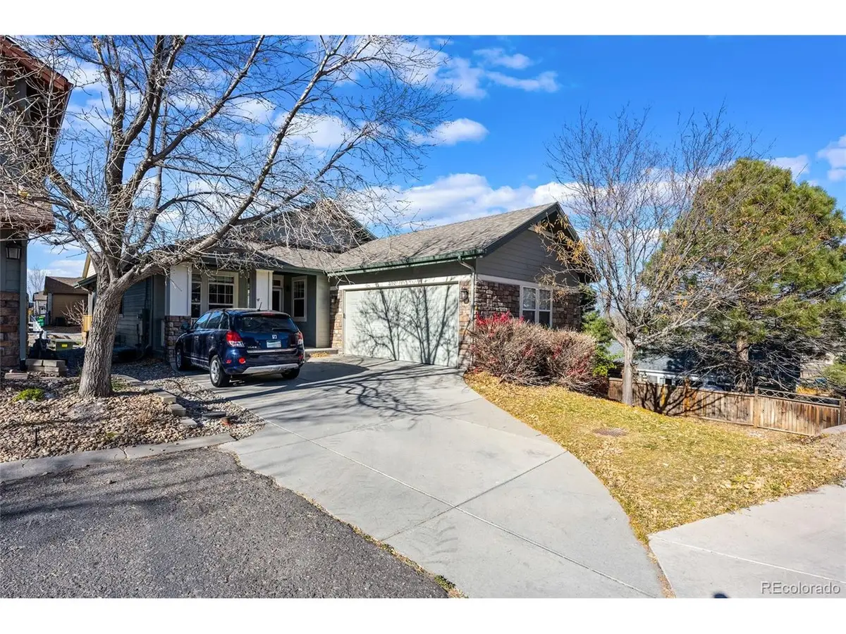21527 E Smoky Hill Rd, Aurora, CO 80015 - #1