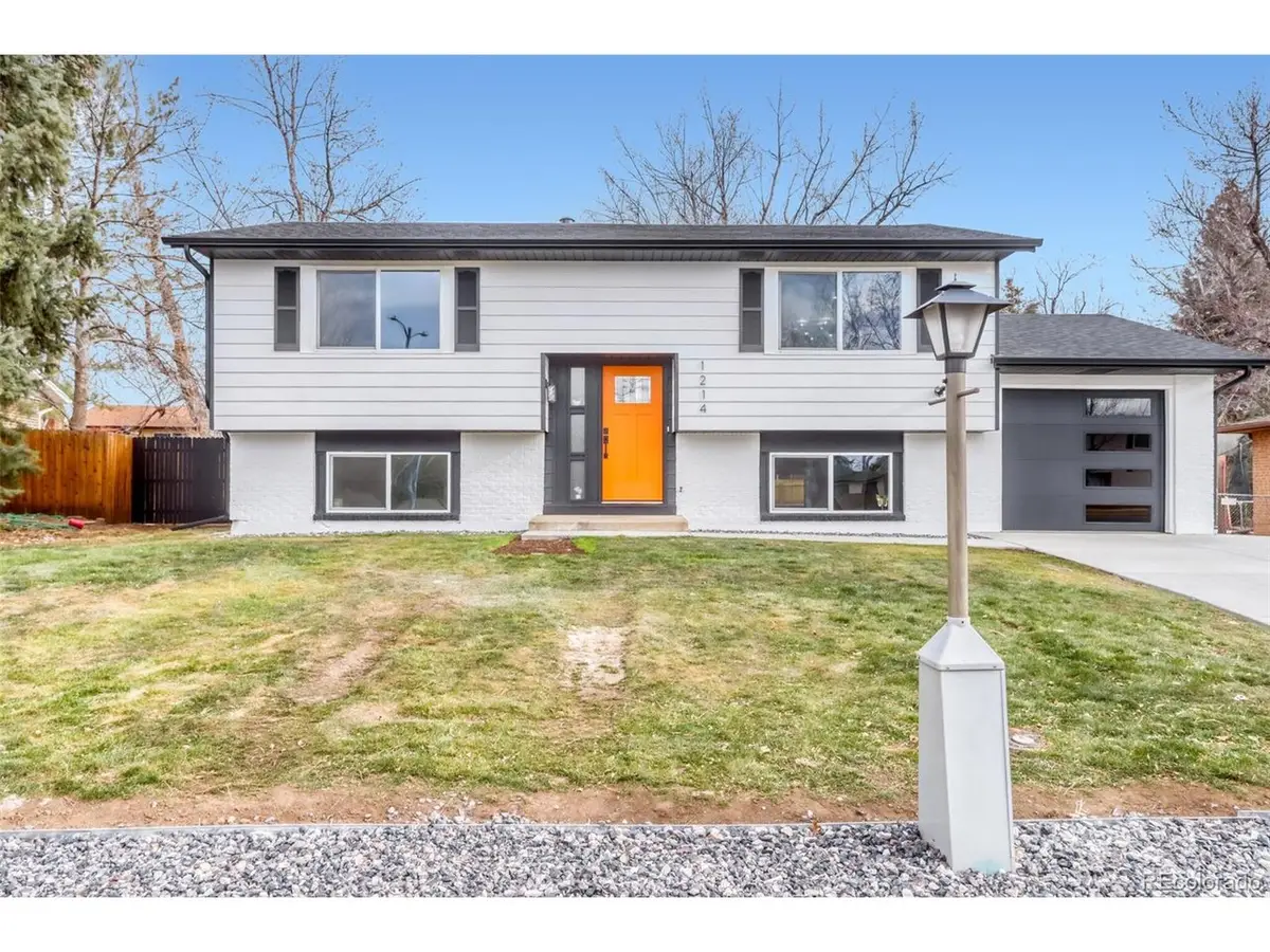 1214 S Pratt Pkwy, Longmont, CO 80501 - Image #1