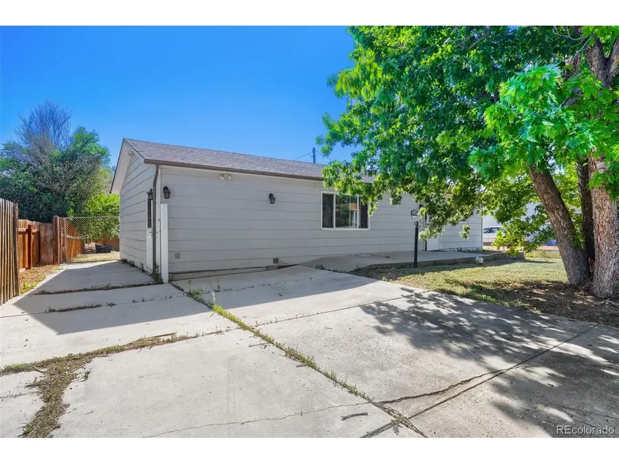 1133 Livingston Ave, Colorado Springs, CO 80906 - #3