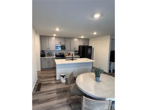 5768 Killarney Way, Aurora, CO 80019