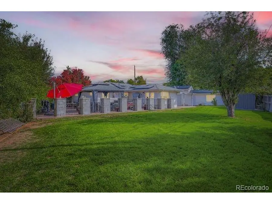 664 S Washington Cir, Englewood, CO 80113 - #2