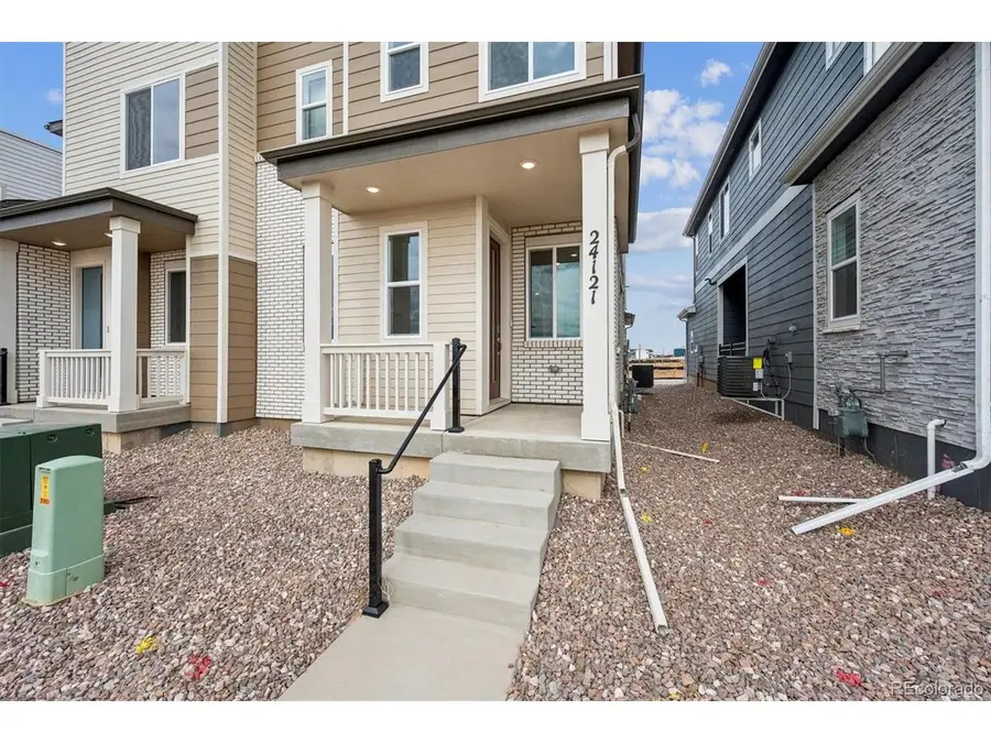24121 E 30th Pl, Aurora, CO 80019 - #2