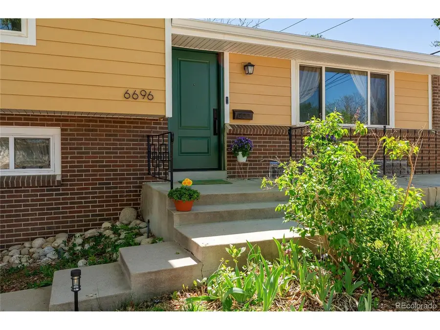 6696 S Kit Carson St, Centennial, CO 80121 - #2