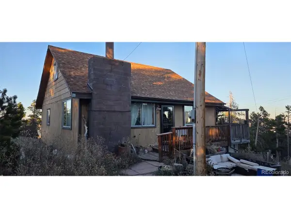 87 Circle Rd, Golden, CO 80403