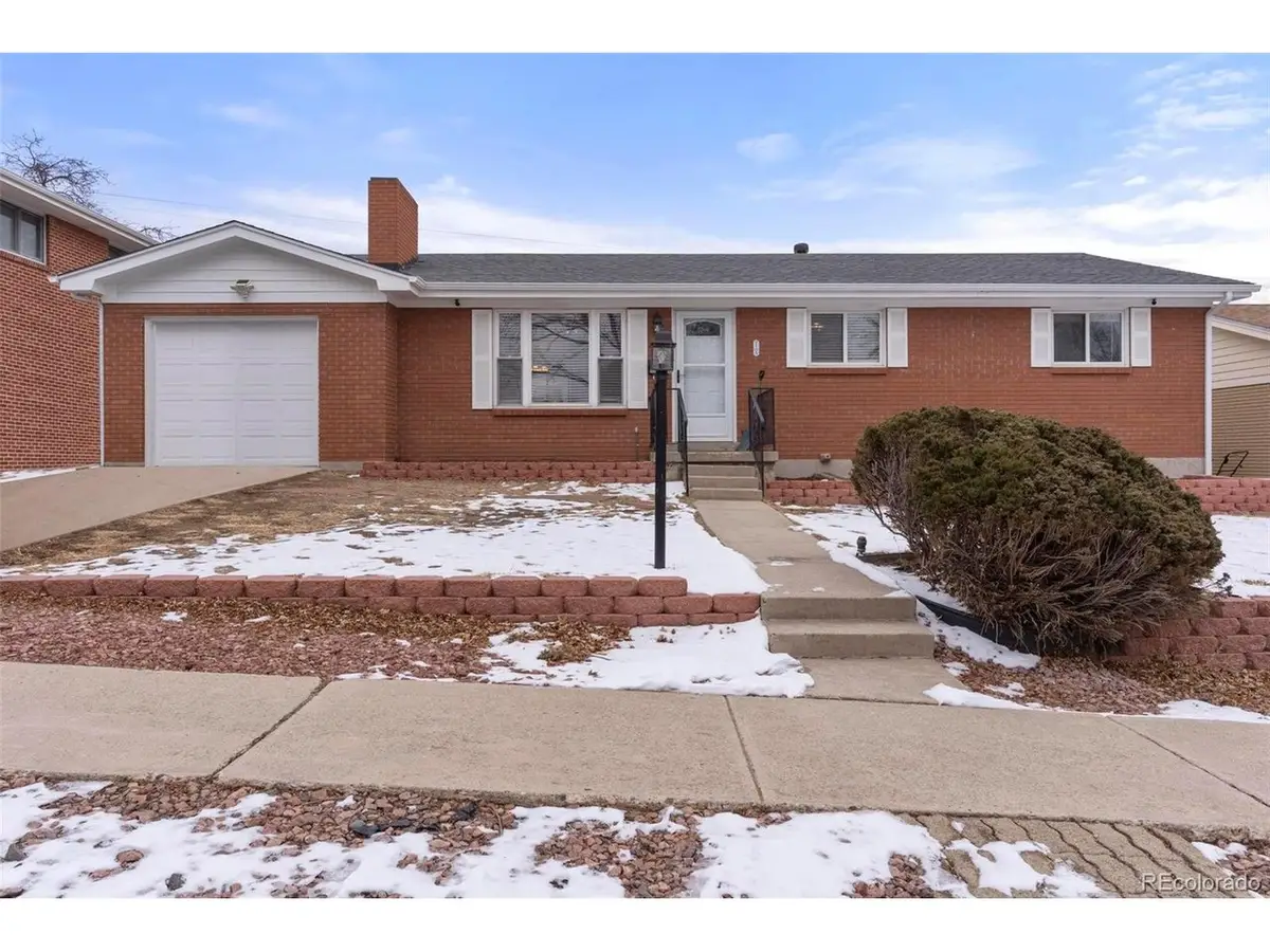 2105 Eagle View Dr, Colorado Springs, CO 80909 - #1