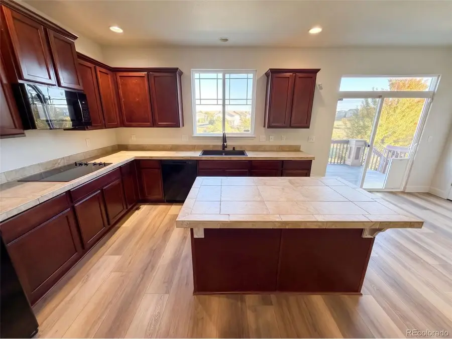 5406 S Fultondale Way, Aurora, CO 80016 - #2
