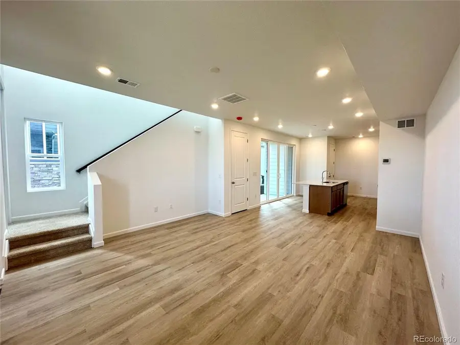 6641 N Netherland St, Aurora, CO 80019 - #2