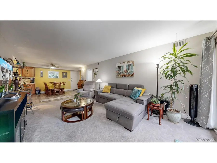 491 S Kalispell Way #305, Aurora, CO 80017 - Image #3