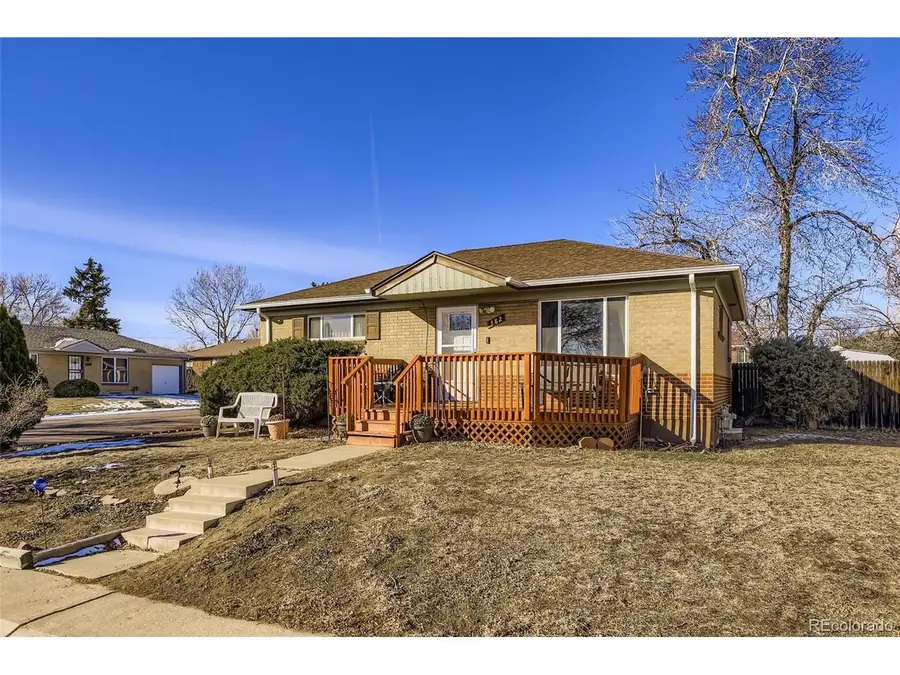382 Linda Sue Ln, Northglenn, CO 80233 - Image #2