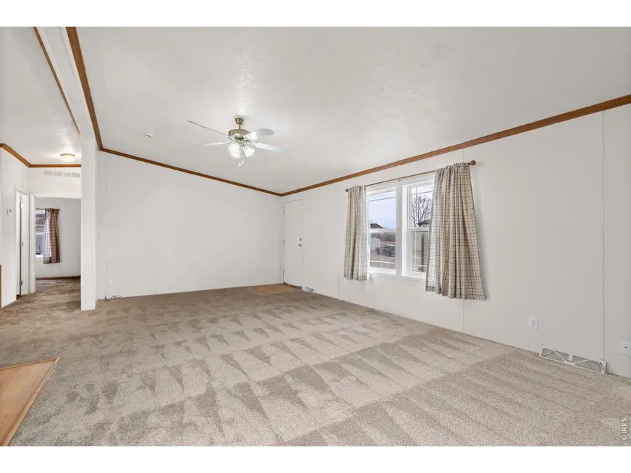 3324 Coyote Ln, Evans, CO 80620 - #3