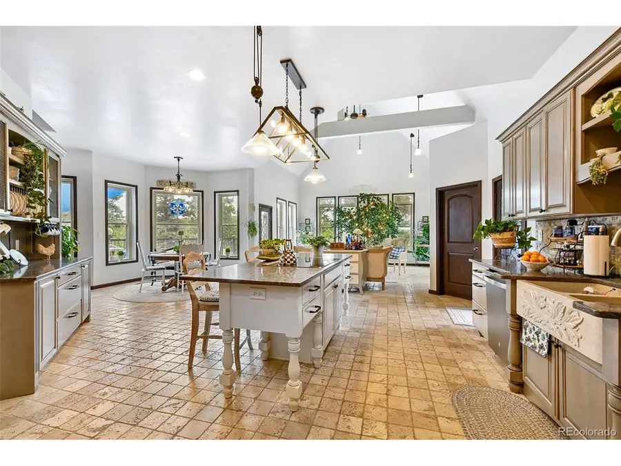 549 Mohawk Hts, Florissant, CO 80816 - #3