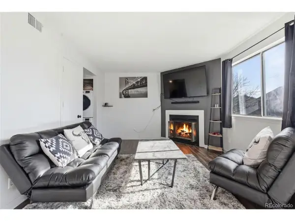 1342 S Cathay Ct #101, Aurora, CO 80017