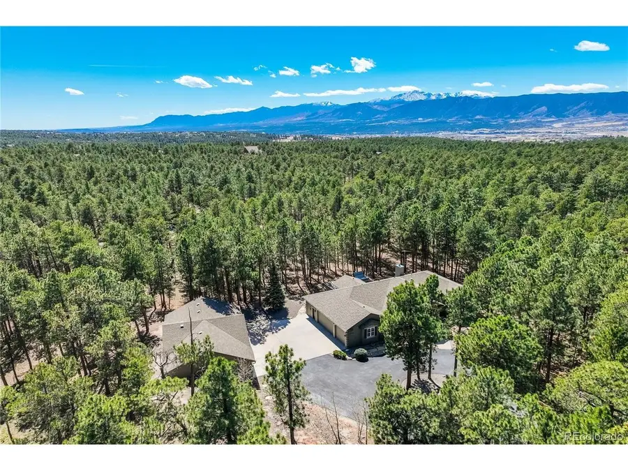 705 Powderhorn Dr, Monument, CO 80132 - #2