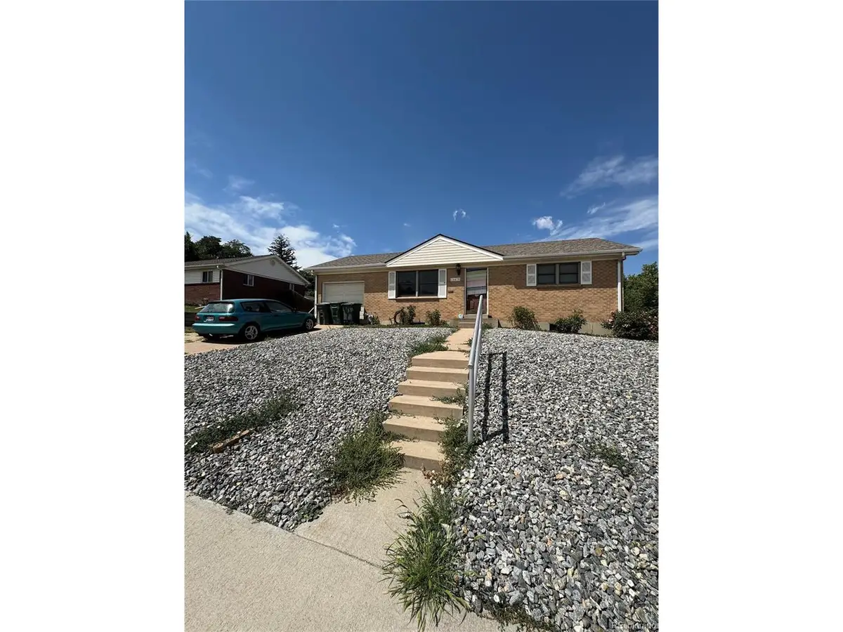 10475 Grant Dr, Northglenn, CO 80233 - #1