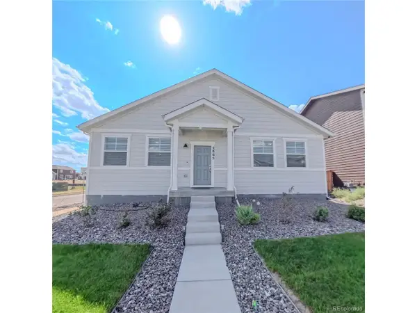 2865 Oxley St, Strasburg, CO 80136