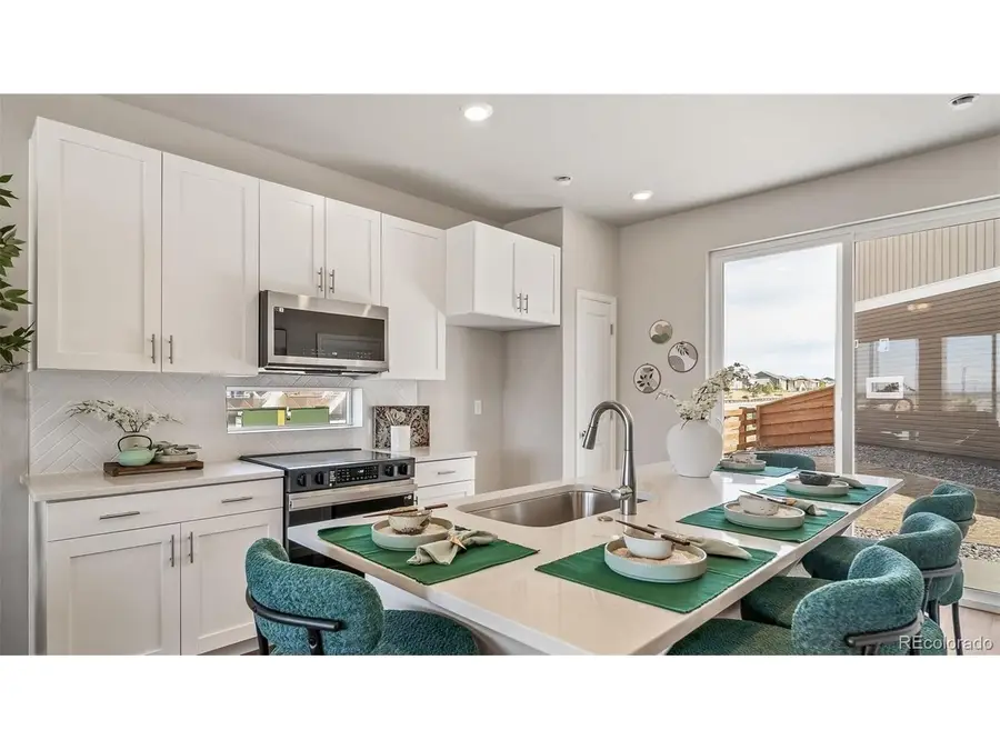 10031 Revere Ct, Commerce City, CO 80022 - #2