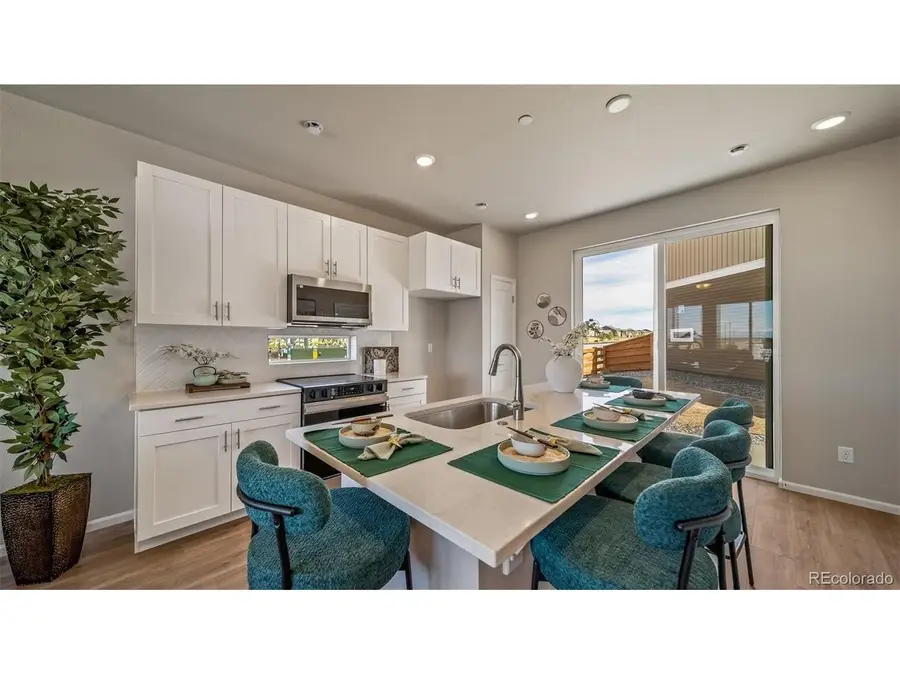 10031 Revere Ct, Commerce City, CO 80022 - #3