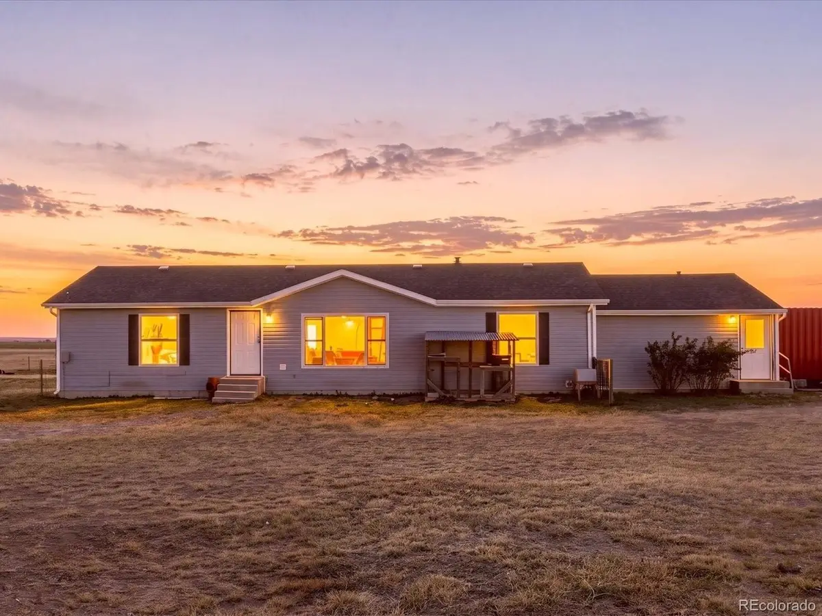 5505 Behrens Rd, Byers, CO 80103 - #1