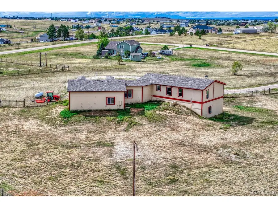 44541 Overland Trl, Elizabeth, CO 80107 - #2