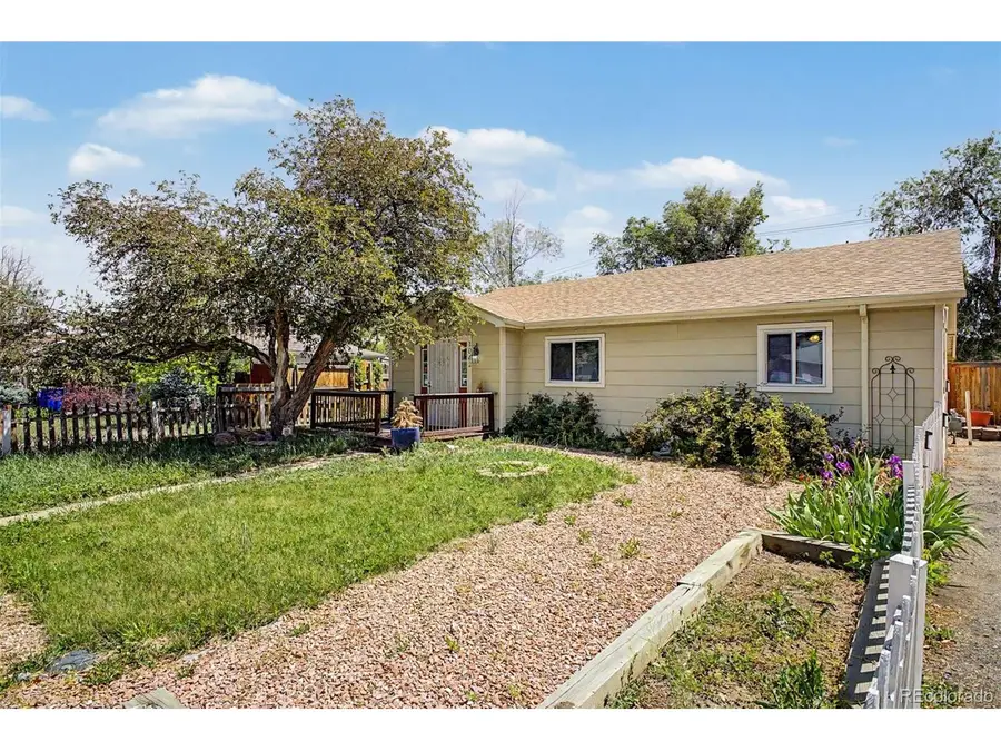 1042 Yuba St, Aurora, CO 80011 - #2