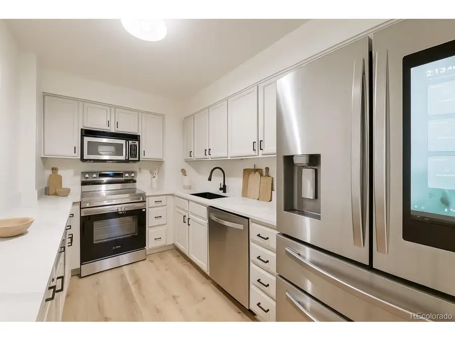 460 S Marion Pkwy #C-102, Denver, CO 80209 - Image #2