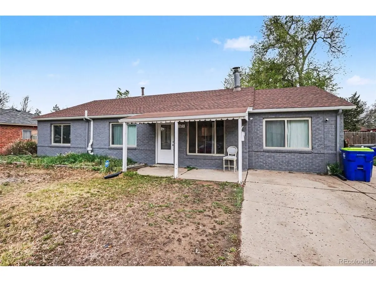 873 Troy St, Aurora, CO 80011 - #1