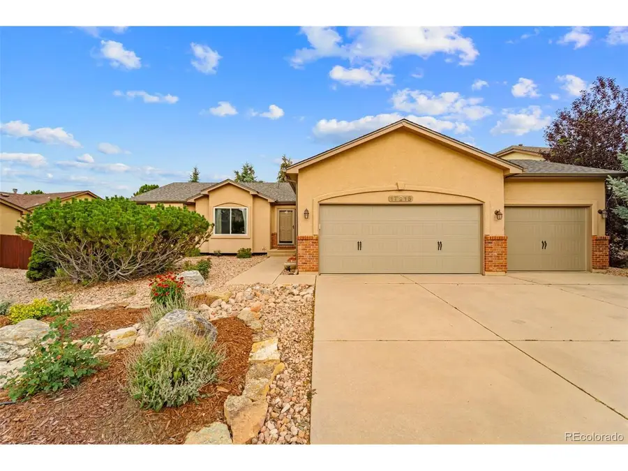 17215 Buffalo Valley Path, Monument, CO 80132 - Image #2