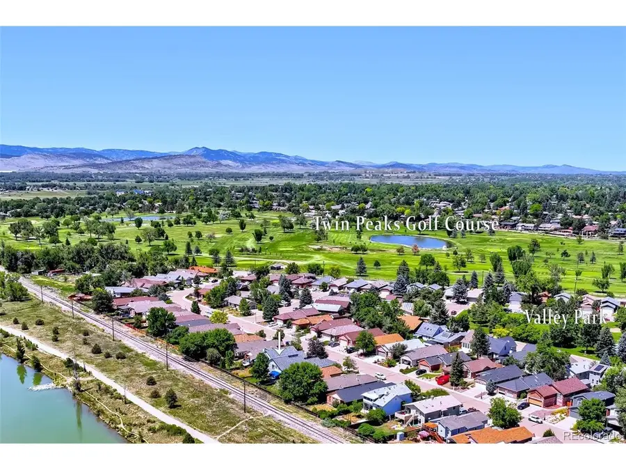 729 Wade Rd, Longmont, CO 80503 - #2