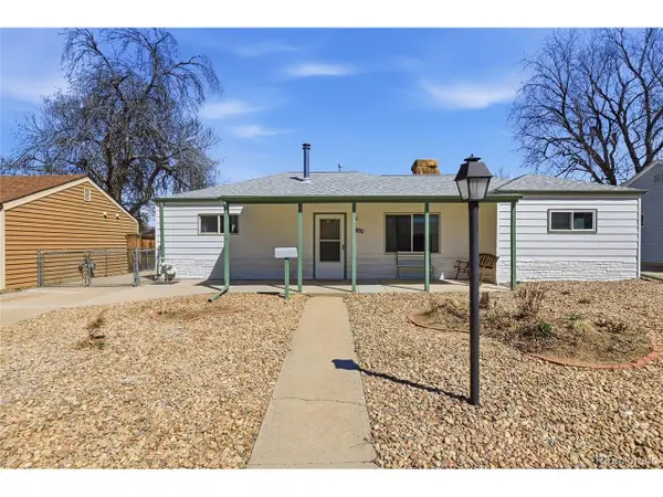 800 Vaughn St, Aurora, CO 80011