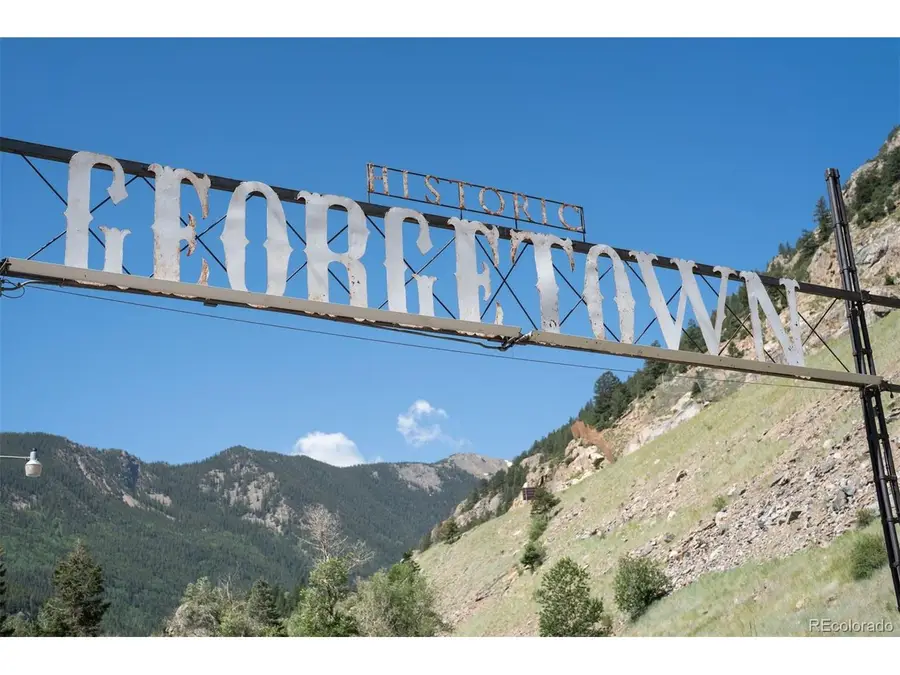 205 Loop Dr, Georgetown, CO 80444 - Image #2