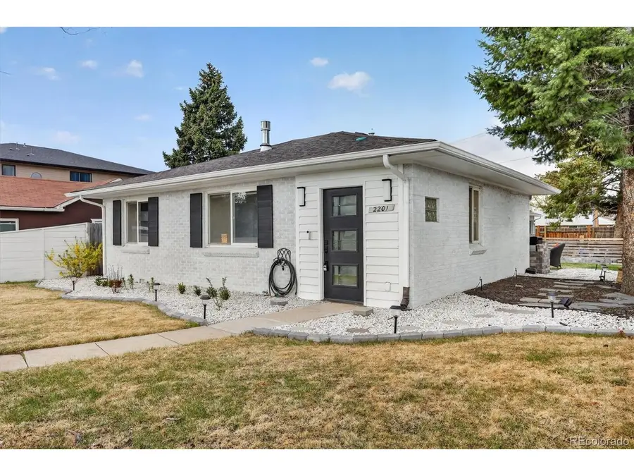 2201 S Dexter St, Denver, CO 80222 - #2